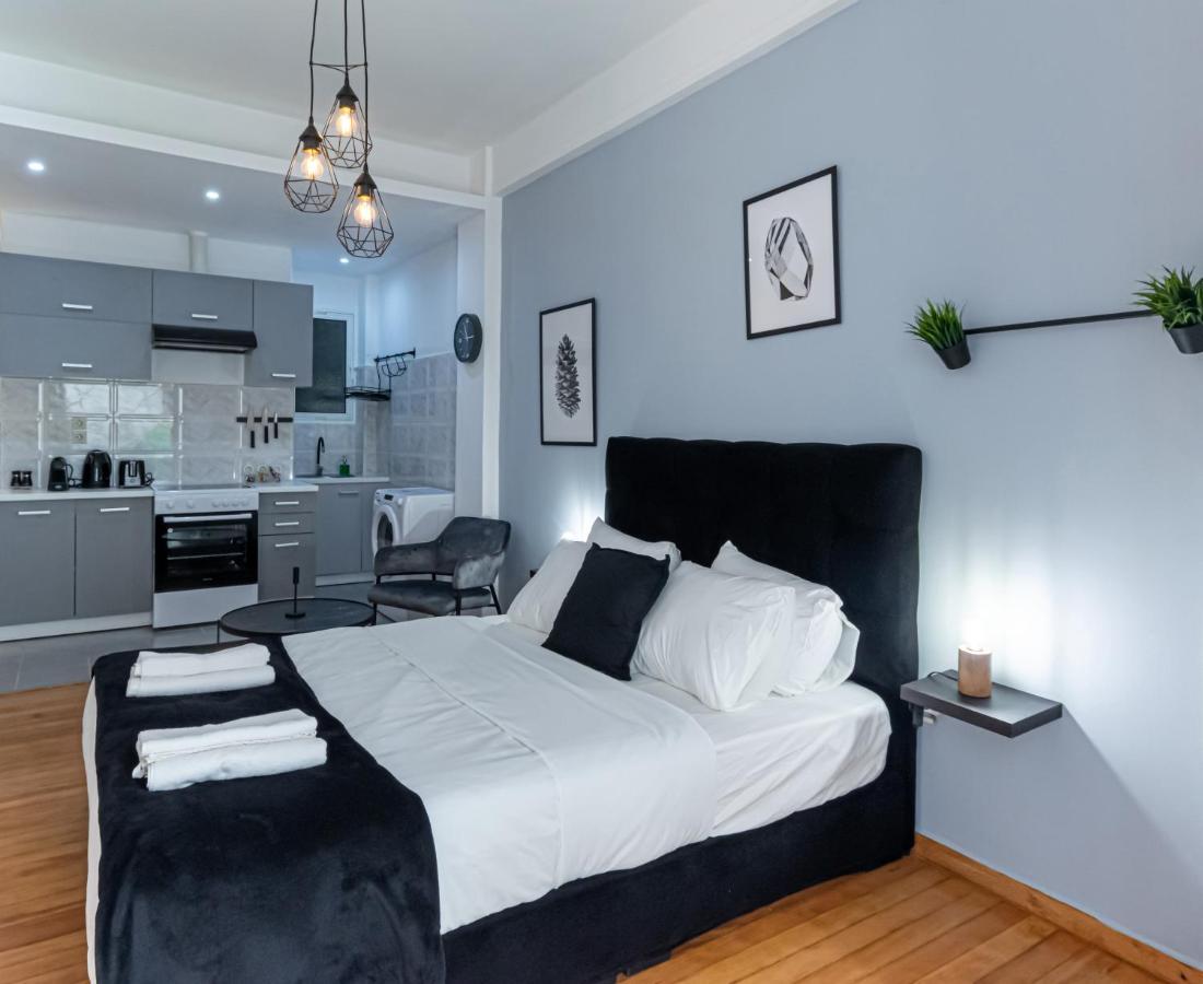 Apartament Couple Getaway With Queen Bed Ateny Zewnętrze zdjęcie